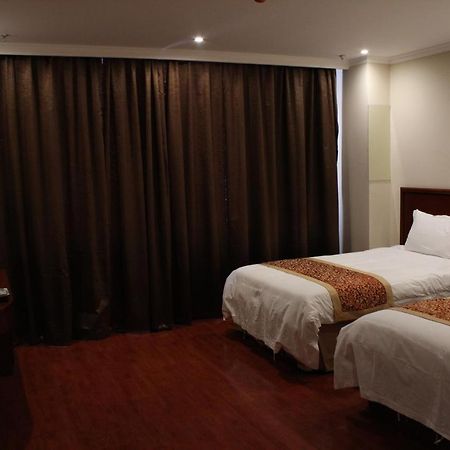 Greentree Inn Chuzhou City Government Zijin Commercial City Select Hotel Exterior photo